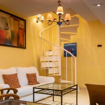 Apartamento Lirio Donkey إشبيلية المظهر الخارجي الصورة